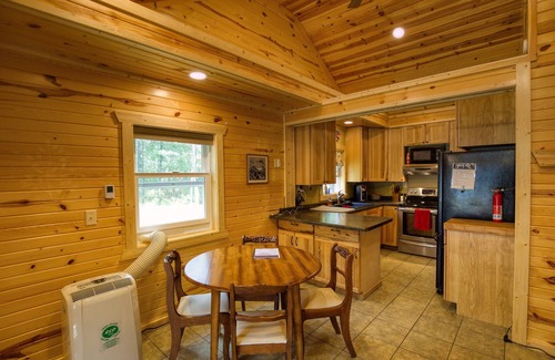 Hayward Cabina | Cozy Cabin on Secluded Peninsula