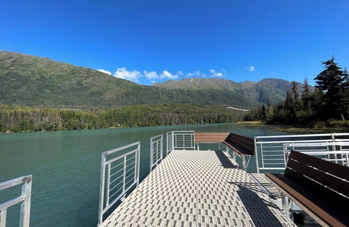 Cooper Landing Cabina | Cozy Cabin on the Kenai River