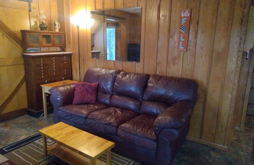 Cornell Cabina | Cozy Cabin on the River