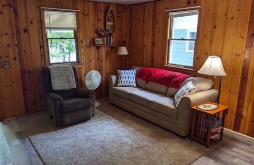 Mayfield Cabina | Cozy Cabin Overlooking Fife Lake
