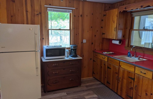 Mayfield Cabina | Cozy Cabin Overlooking Fife Lake