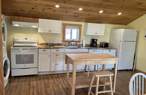 Oneonta Casa | Cozy Cabin - Quaint cabin, with great view and firepit