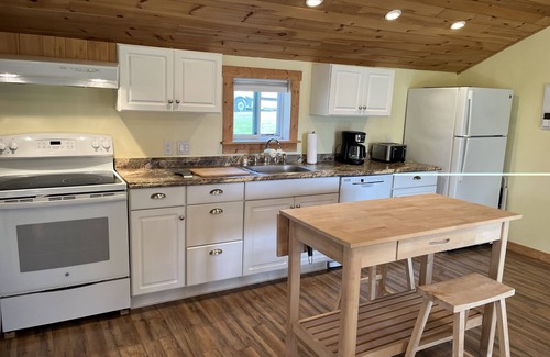 Oneonta Casa | Cozy Cabin - Quaint cabin, with great view and firepit