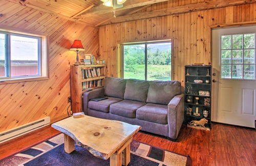 Bartlett Cabina | Cozy Cabin Retreat ~ 2 Mi to White Mountain Skiing