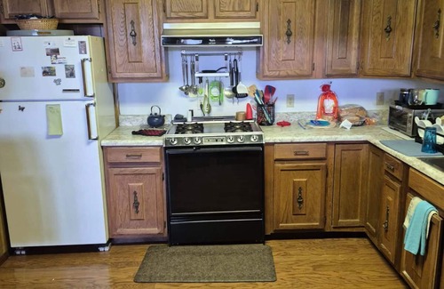 Payson Cabina | Cozy Cabin Retreat -Sleeps 12