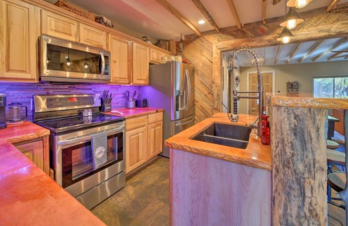 Christopher Creek Cabaña | Cozy Cabin Retreat w/ Patio & Fenced Yard