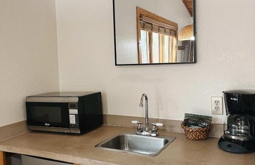 Woodland Park Cama Y Desayuno | Cozy Cabin suite bed and breakfast