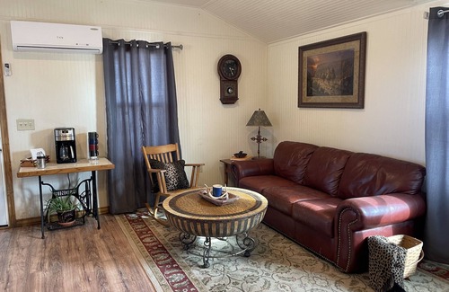 Tuscola Cabina | Cozy Cabin