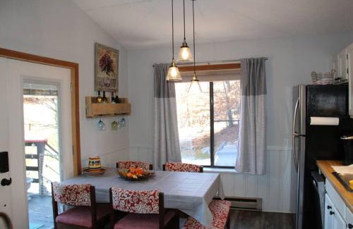 Beech Mountain Casa | Cozy Cabin Walkable to Beech Mt Resort