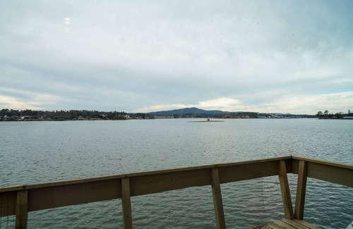 Hot Springs Cabina | Cozy cabin with 1 bedroom and WiFi, AC in charming Hot Springs. on Lake Hamilton