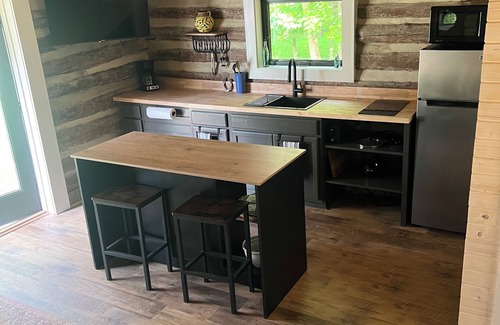 Bahama Cabina | Cozy cabin with AC and WiFi in peaceful Bahama