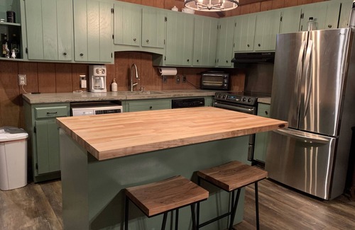 Nellysford Cabina | Cozy Cabin with private HOT TUB!