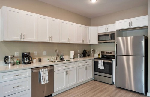 Orchards Estates Apartamento | The Cozy Cactus I 5 Beds I Heated Pool near Surprise Stadium, Golf & Tennis