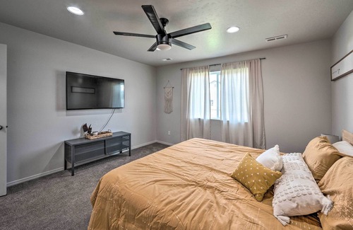 Caldwell Casa | Cozy Caldwell Abode w/ Hot Tub ~ 3 Mi to Dtwn