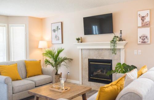 Country Hills Apartamento | Cozy Calgary Hideaway