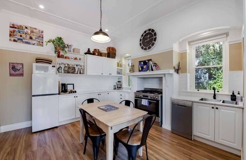 Kennington Casa | Cozy Californian Bungalow, Bendigo
