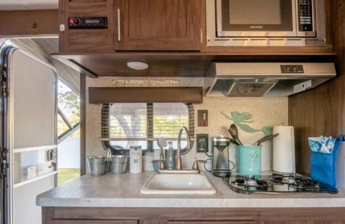 Brooksville Alquiler De RV | Cozy Camp Mermaid