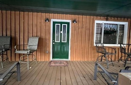 Frenchville Cabina | Cozy camp near the PA Elk herd in Karthaus & close enough to Penn State football