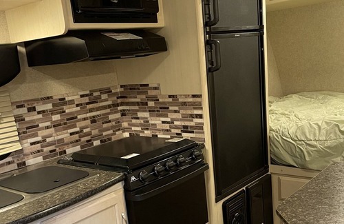 Woodstock Casa | Cozy Camper just a 1/2 mile to historic downtown Woodstock