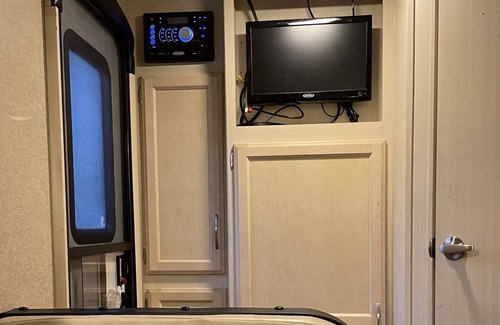 Woodstock Casa | Cozy Camper just a 1/2 mile to historic downtown Woodstock