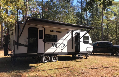 Iona Alquiler De RV | Cozy campground in amazing Fort Myers with AC, fitness room