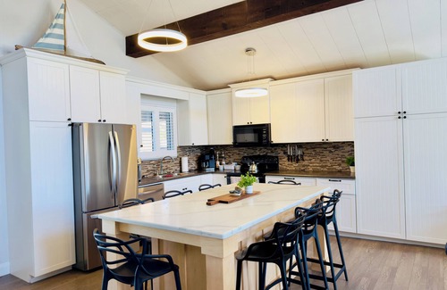 Turkey Point Casa | Cozy Canal Retreat. Sleeps 12!
