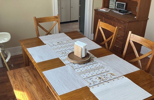 Hummelstown Casa | Cozy Cape Cod Home 4 Miles to Hershey Attractions