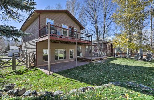 El Jebel Casa | Cozy Carbondale Escape with Deck and Grill!