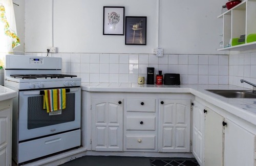 Pembroke Apartamento | Cozy Caribbean Escape! Apt#2