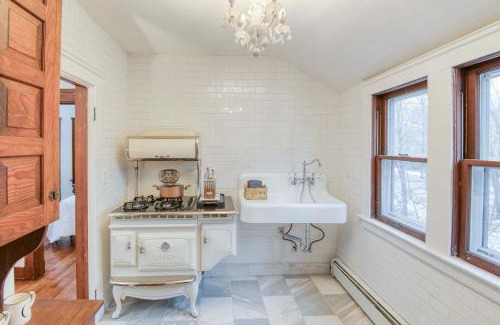 Cleveland Casa | Cozy Carriage House Retreat Cleveland Heights