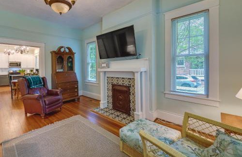 Lindley Park Casa | Cozy Casa Verde Getaway - 1 Mi to UNCG Campus