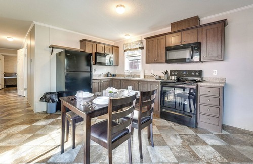 Cassopolis Cabina | Cozy Cassopolis Cabin, Near Parks & Golfing!