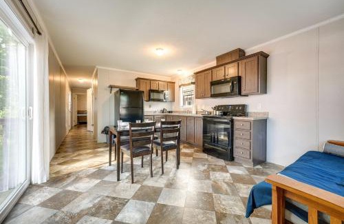 Cassopolis Casa | Cozy Cassopolis Cabin, Near Parks and Golfing!