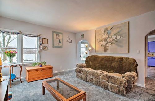 Cedarburg Casa | Cozy Cedarburg House - Walk to Historic Downtown!