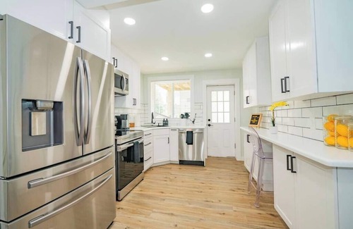 Downtown Baltimore Casa | Cozy Central 5Bed 2Ba Near Baltimore's Sports Hubs