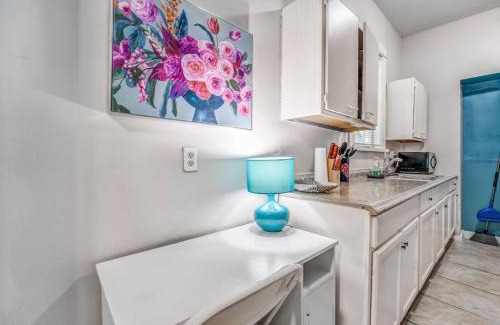 Midtown Apartamento | Cozy Central Hideaway in Midtown Memphis