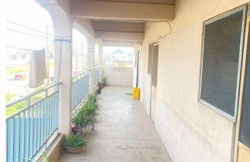 Teshie Apartamento | Cozy centrally-located 1 bed studio apartment