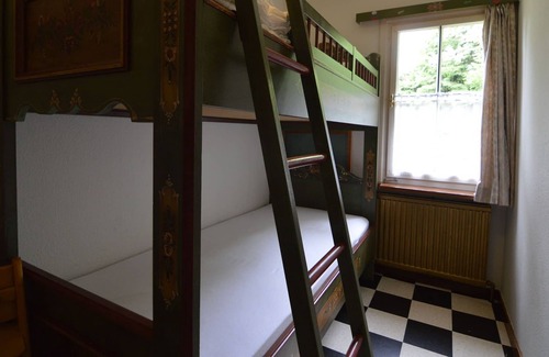 Longfaye Chalet De Esquí | Cozy chalet with private garden near the forest
