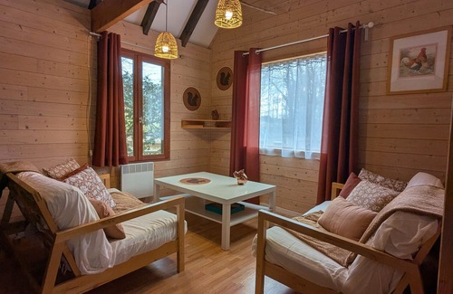 Biron Chalet De Esquí | Chalet íntimo con piscina compartida, accesible para PMR