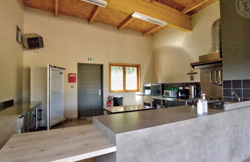 Les Noes Cabaña | Chalet con terraza privada, actividades al aire libre, cerca de senderos naturales y estación de esquí