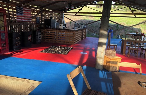 Atibaia Chalet De Esquí | Cozy chalets on horse farms in Atibaia