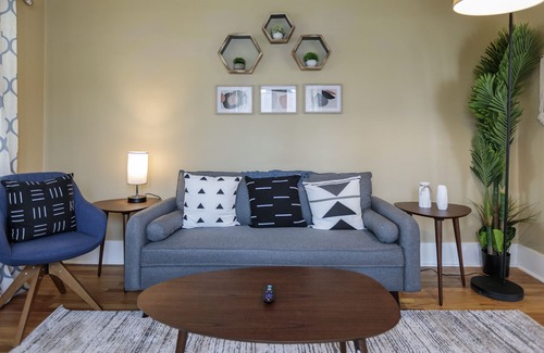 Plymouth Casa | Cozy, Chic 2 BR Plymouth Getaway