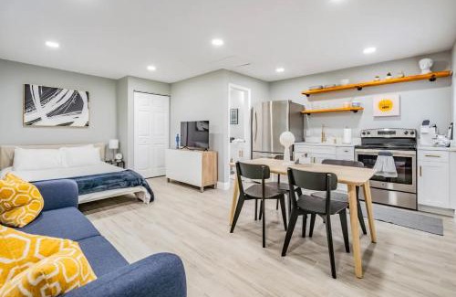 East Tampa Casa | Cozy Chic - Casita