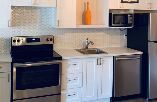 Moose Jaw Condominio | Cozy chic condo with all amenities