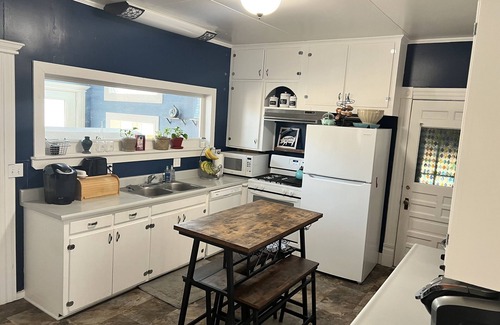 Cheboygan Casa | Cozy Chic of Cheboygan: Hot Tub, Tanning Bed, Massage Chair, Walk Everywhere!