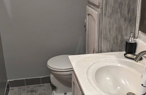 Roselawn Finance Casa | Cozy City Escape