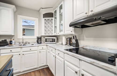 Greenville Casa | Cozy City Living Greenville - Easy Downtown Access