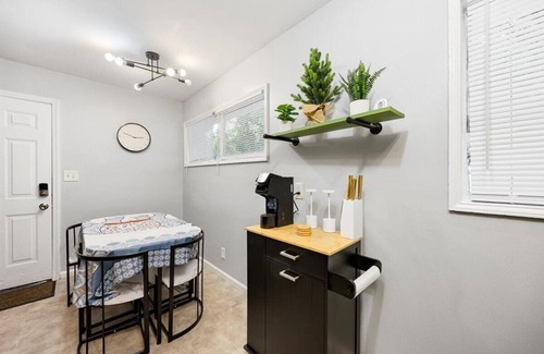 Macon Casa | Cozy & Clean 3 bed/ 1 bath in Macon
