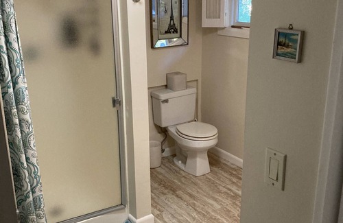 Coeur d'Alene Casa | Cozy, Clean, Comfy, Paved Bike Trail, Centrally located Beautiful Hayden