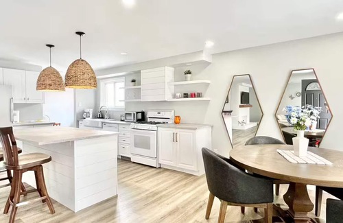 Oakville Casa | Cozy & clean, Eastlake Oakville 3 bed 2.5 bath